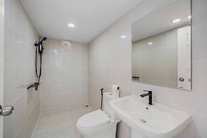 Room-escape Beach Front Cottage - 2 bed