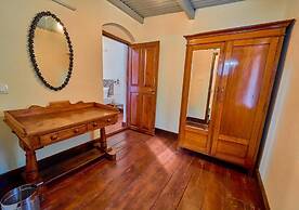 Vintage Inglenook Ooty by VOYE HOMES