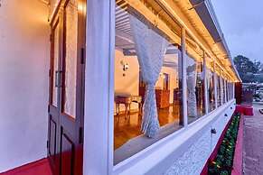 Vintage Inglenook Ooty by VOYE HOMES