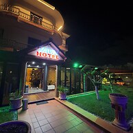 Drini Hotel