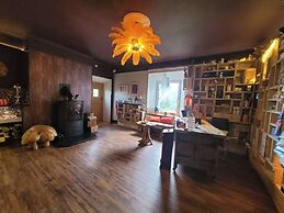 Hideaway Escapes Penny Bun Geo Dome