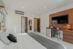 Casa Lima Executive Suites