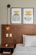 Casa Lima Executive Suites