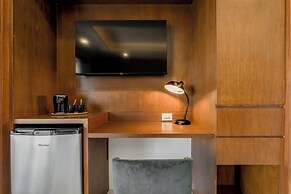 Casa Lima Executive Suites