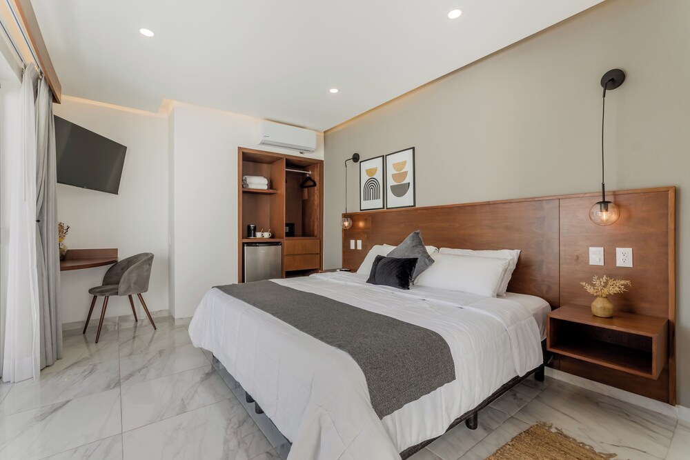 Casa Lima Executive Suites