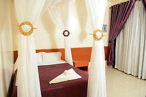 Grabo County Dream Hotel