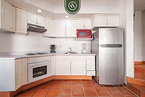 Amazing 1 BR Condo - Terrace - Pool - Romantic Zone