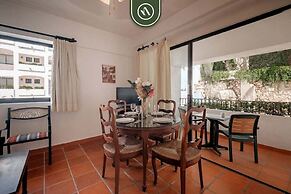 Amazing 1 BR Condo - Terrace - Pool - Romantic Zone