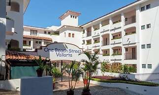 Amazing 1 BR Condo - Terrace - Pool - Romantic Zone