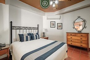 Amazing 1 BR Condo - Partial Oceanview - Pool