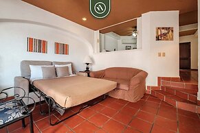 Amazing 1 BR Condo - Partial Oceanview - Pool