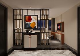 May De Ville Lumiere Hotel