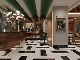 May De Ville Lumiere Hotel