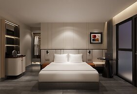 May De Ville Lumiere Hotel