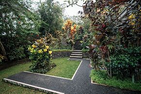 Bisma Jaya Bungalow