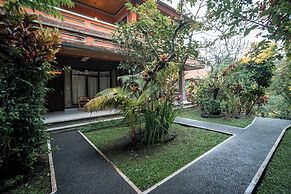 Bisma Jaya Bungalow