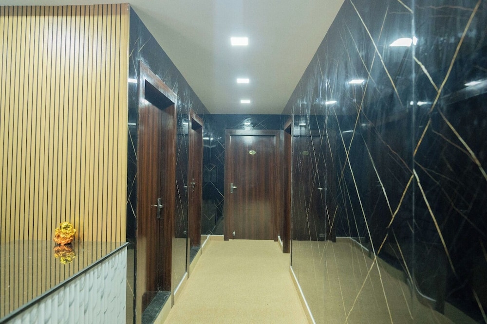 Sri Sai Saara Inn