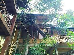 Ella Treehouse