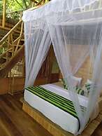 Ella Treehouse