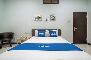 Rehat at Sentra Inn Bandung