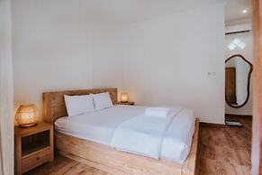 Jananing Guest House