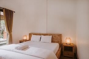 Jananing Guest House