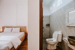 Jananing Guest House