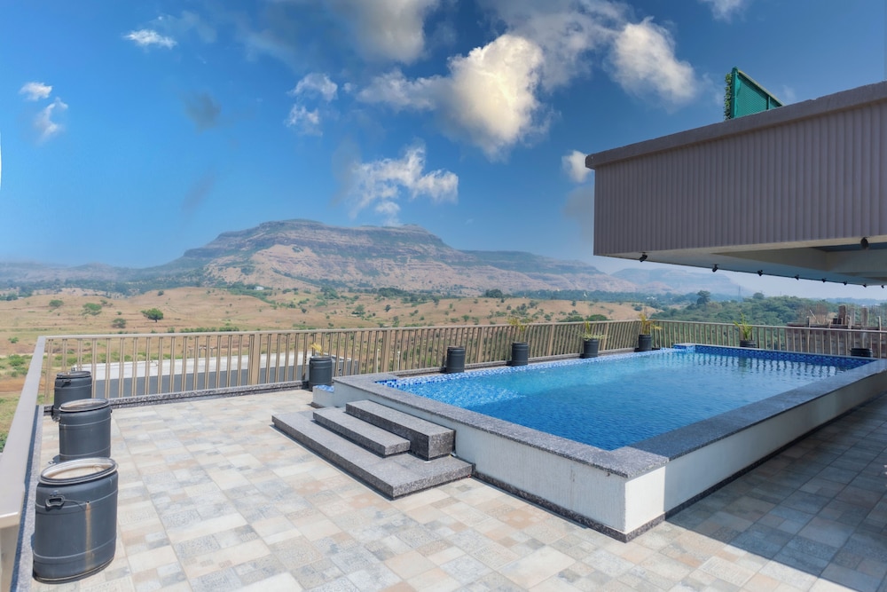 H Two O Villas