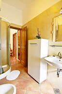 Bright Stay With Shared Pool & BBQ in Tar