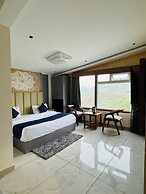 The Moonsoon Inn