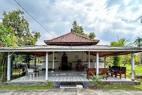 Cozzy HEPI Bungalo Lovina Singaraja Bali