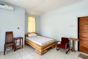 Cozzy HEPI Bungalo Lovina Singaraja Bali