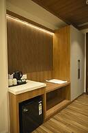 ANANTA KASHI HOTEL