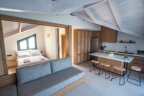 Yolo Resort