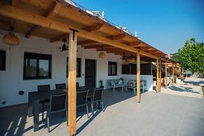Yolo Resort