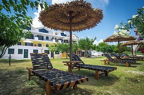 Yolo Resort