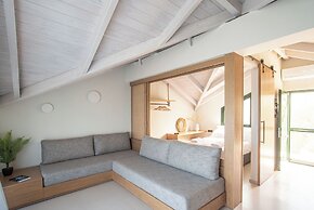 Yolo Resort