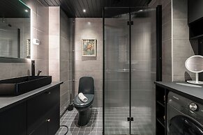 Luxury Tower Studio next to Nokia Arena