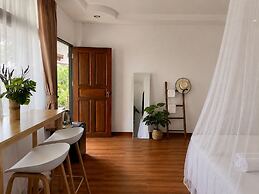 Secret Place Hotel and Restaurant