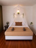 Secret Place Hotel and Restaurant