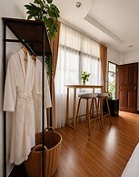 Secret Place Hotel and Restaurant