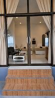 Secret Place Hotel and Restaurant