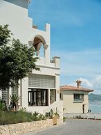 Mansong Blue Island Yijing Scenic