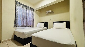 Collection O Axlite Hotel