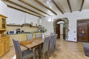 Argegno Vintage by Wonderful Italy