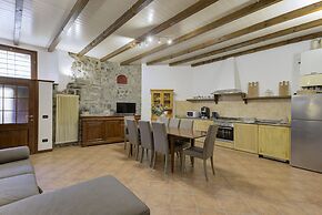Argegno Vintage by Wonderful Italy