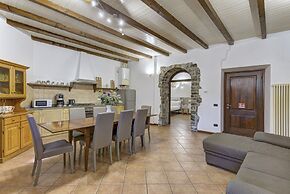Argegno Vintage by Wonderful Italy