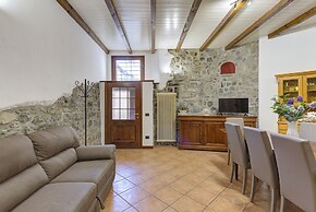 Argegno Vintage by Wonderful Italy