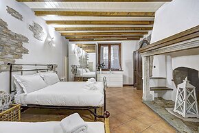 Argegno Vintage by Wonderful Italy