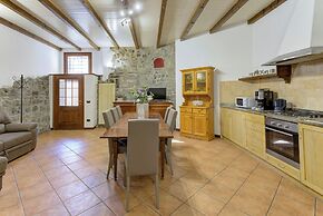 Argegno Vintage by Wonderful Italy